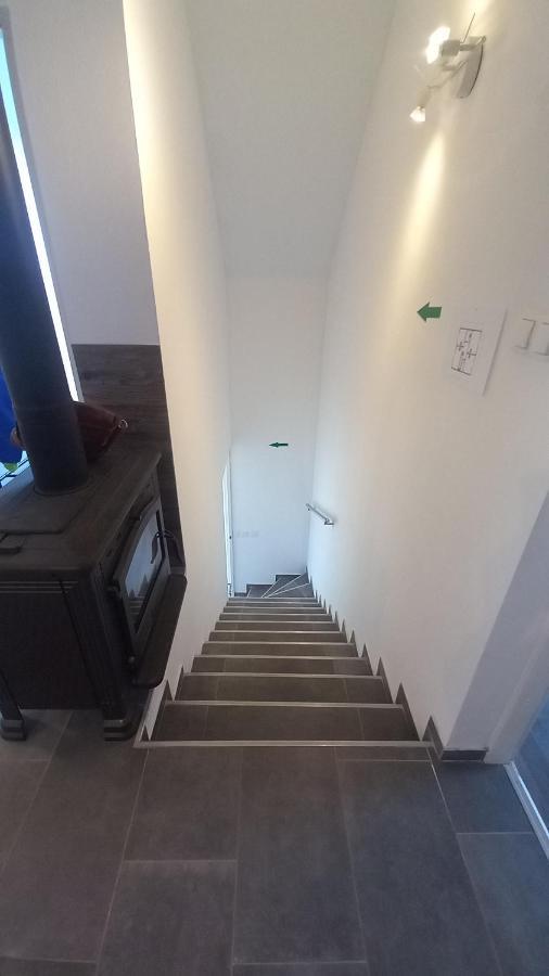 Keti Apartment Plaški Екстериор снимка