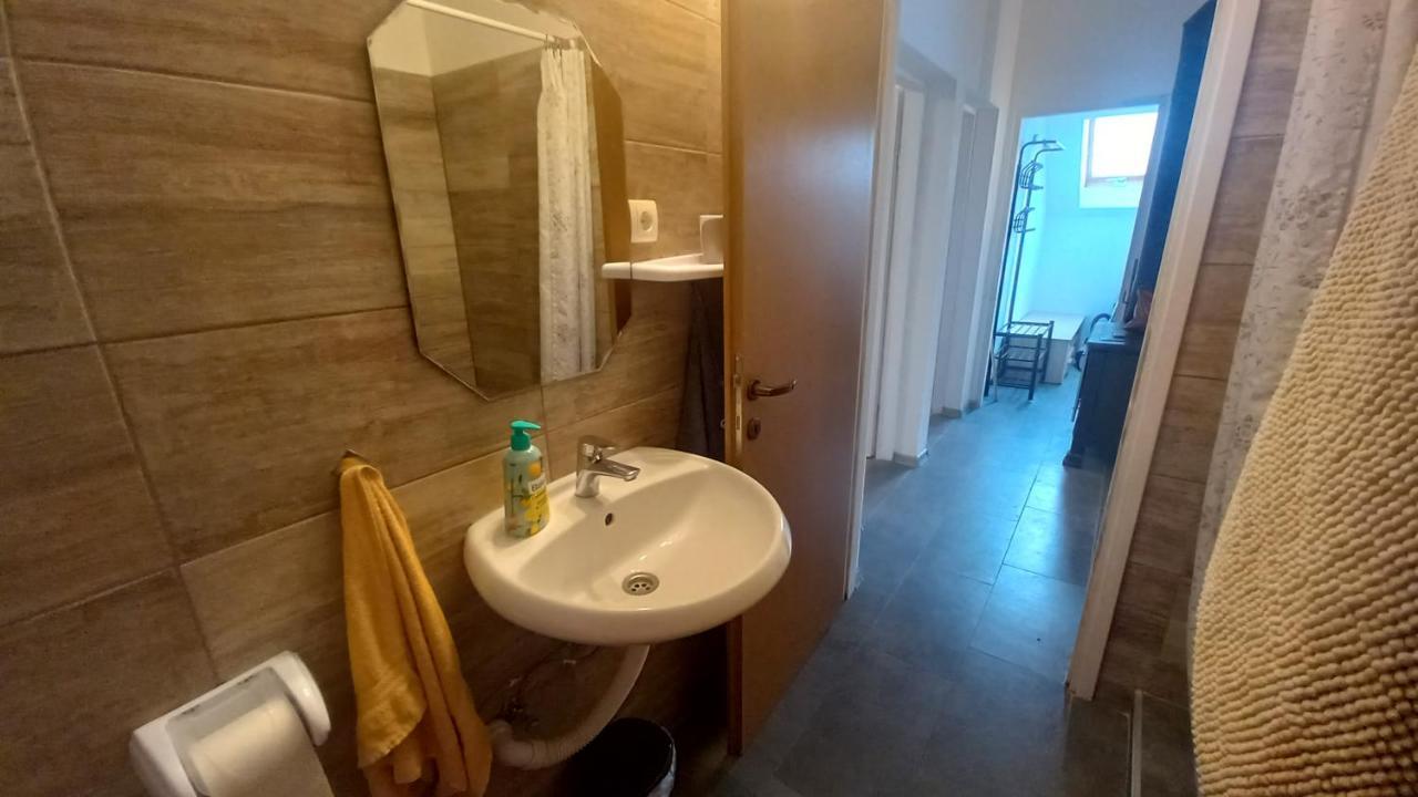 Keti Apartment Plaški Екстериор снимка